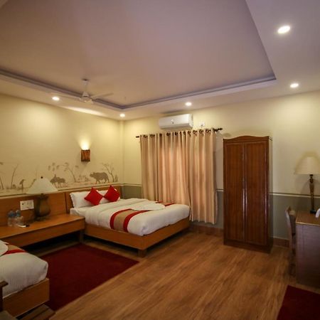 Jungle Safari Resort Саураха Экстерьер фото
