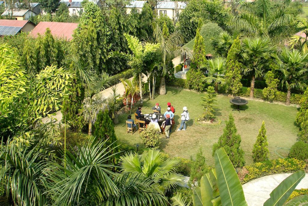 Jungle Safari Resort Саураха Экстерьер фото