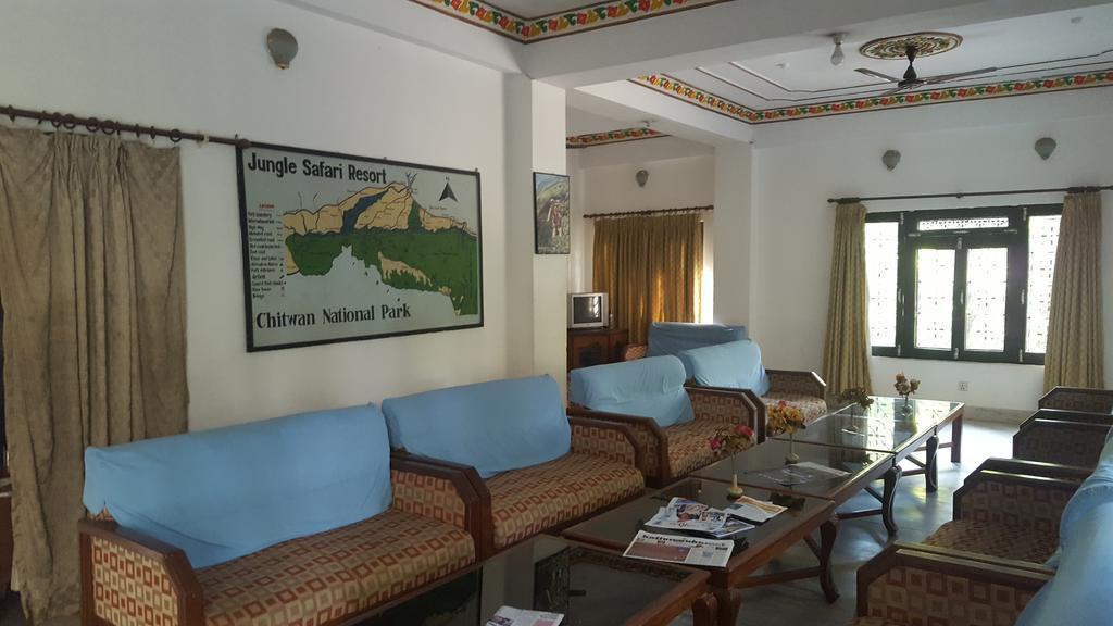 Jungle Safari Resort Саураха Экстерьер фото