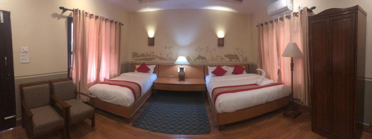 Jungle Safari Resort Саураха Экстерьер фото